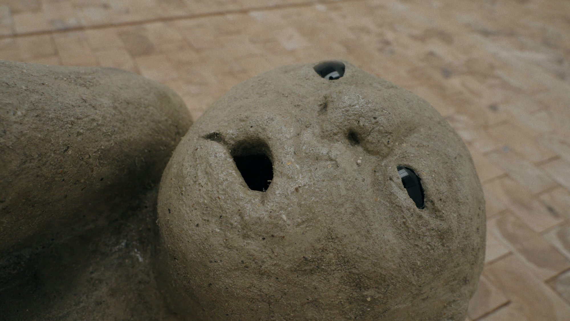 Miriam Kongstad, the head of the cement foetus in close-up