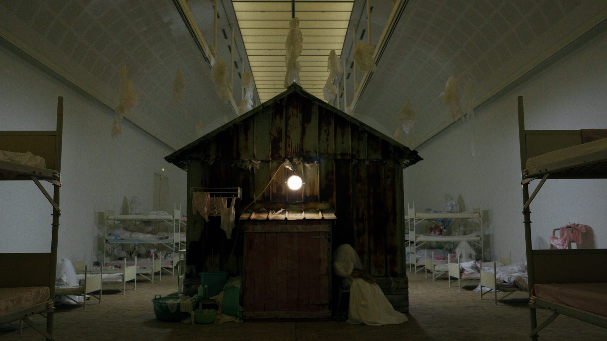 SIGNA, the wooden shed seen from the end of the hall